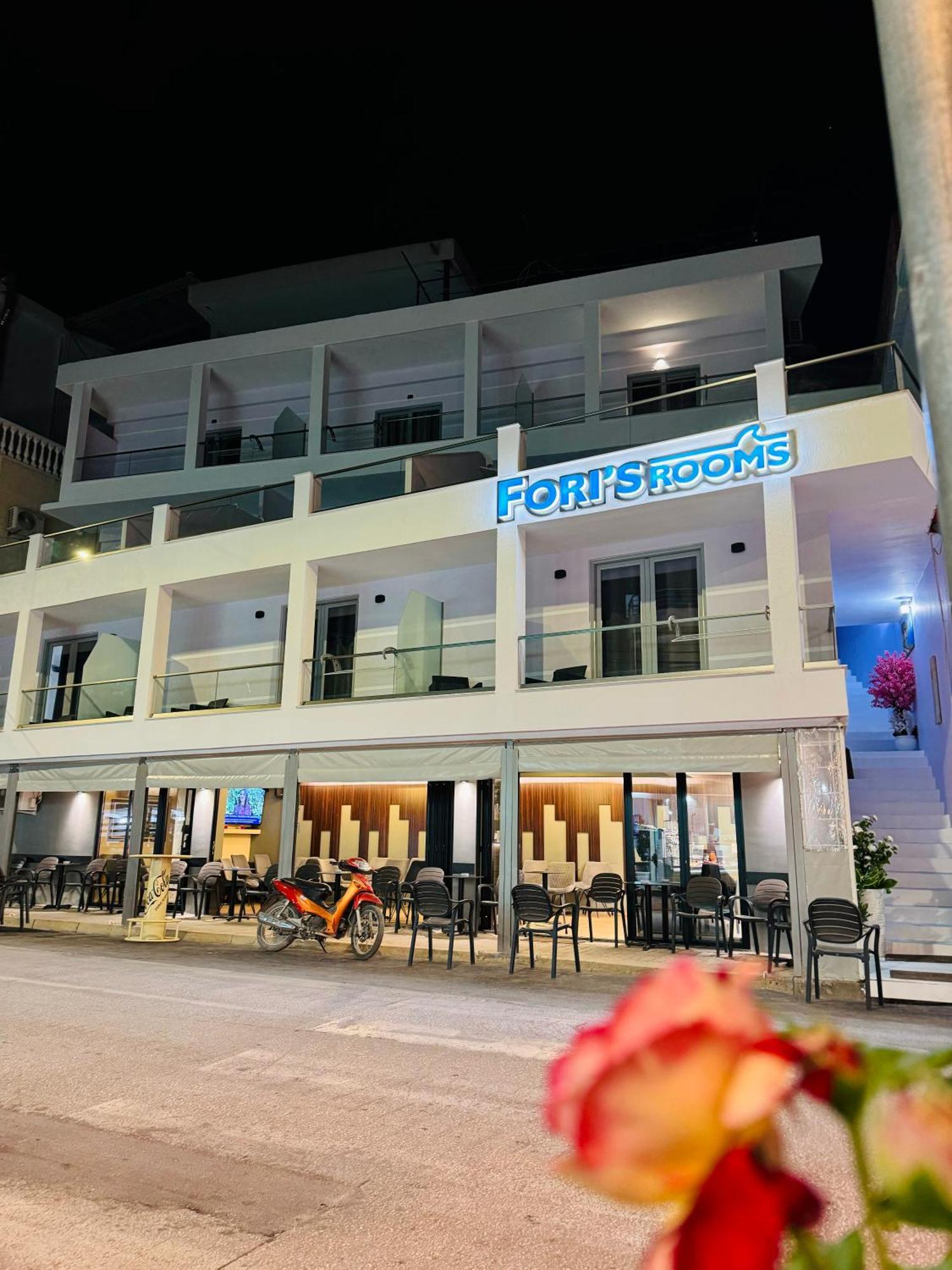 Fori'S Rooms Himare Exterior photo